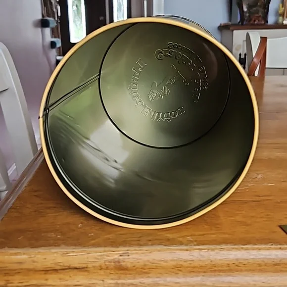 Cracker Jack Tin - Picture 10 of 11